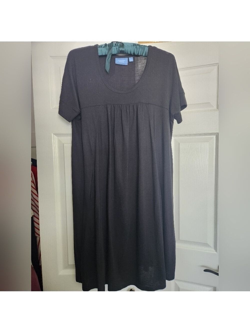 Simply Vera Vera Wang Black Dress Short Sleeve POCKETS Gathered